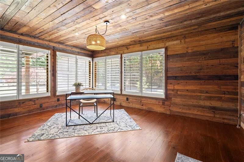 212 Hickory Oak Hollow