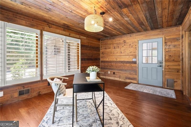 212 Hickory Oak Hollow