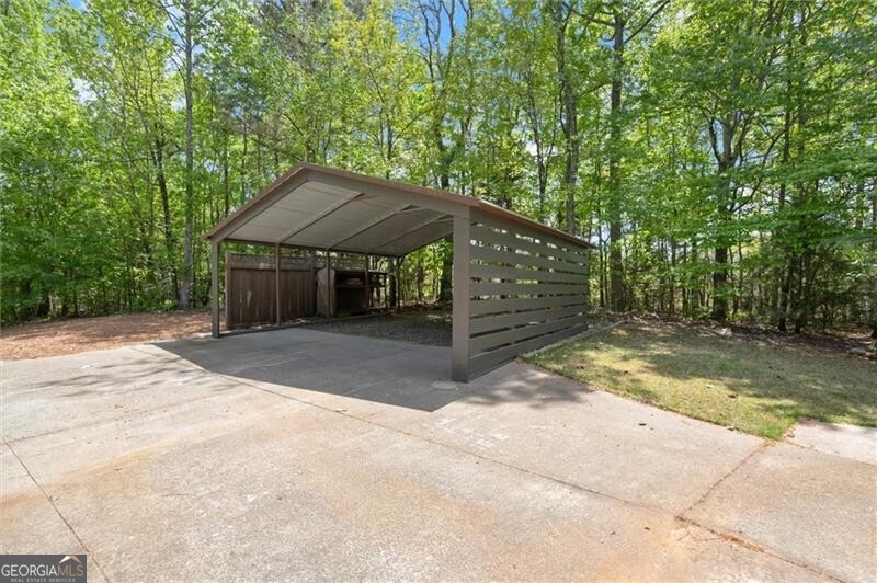 212 Hickory Oak Hollow