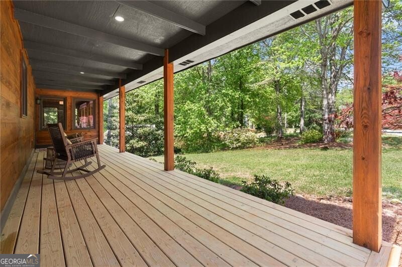 212 Hickory Oak Hollow