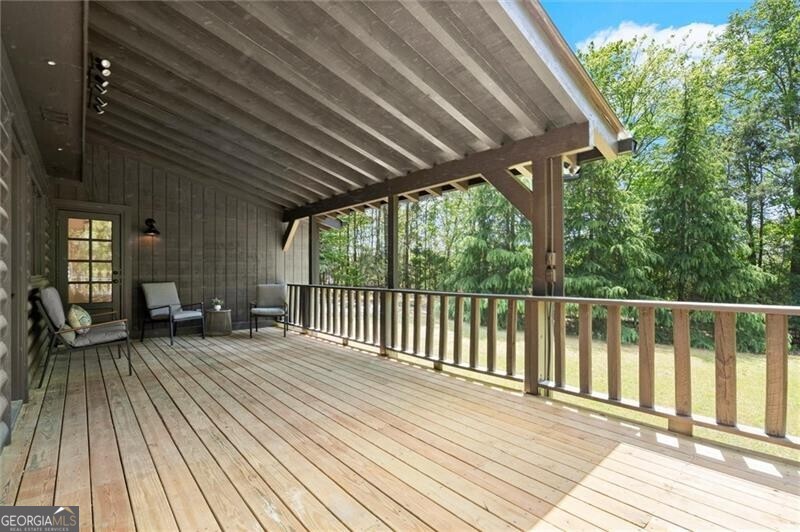 212 Hickory Oak Hollow