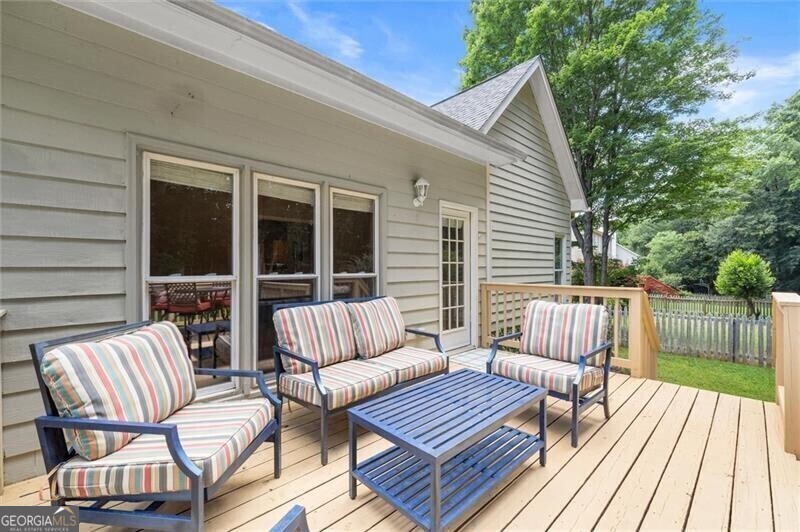 5240 Coacoochee Terrace