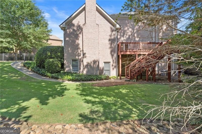 8925 Pinehurst Cove