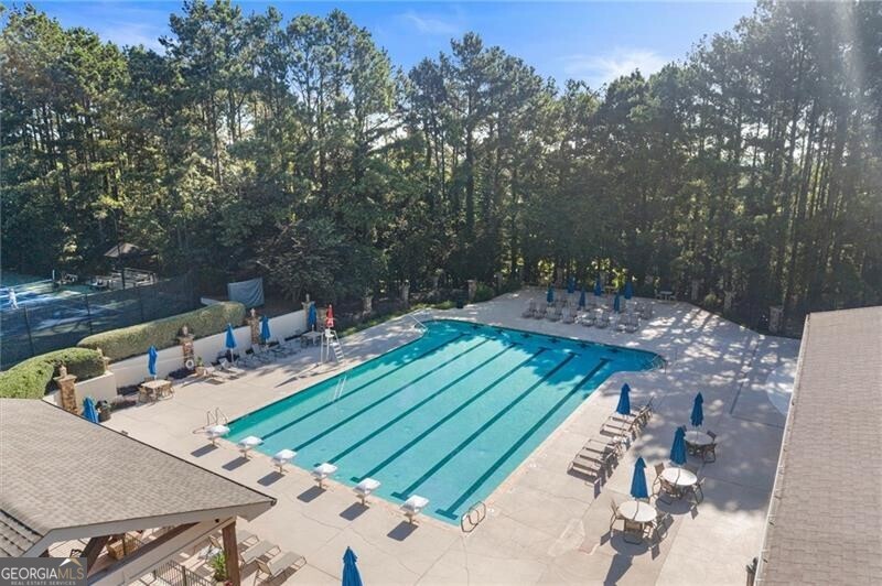 8925 Pinehurst Cove