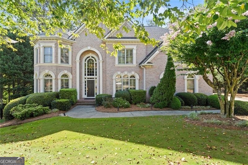 8925 Pinehurst Cove