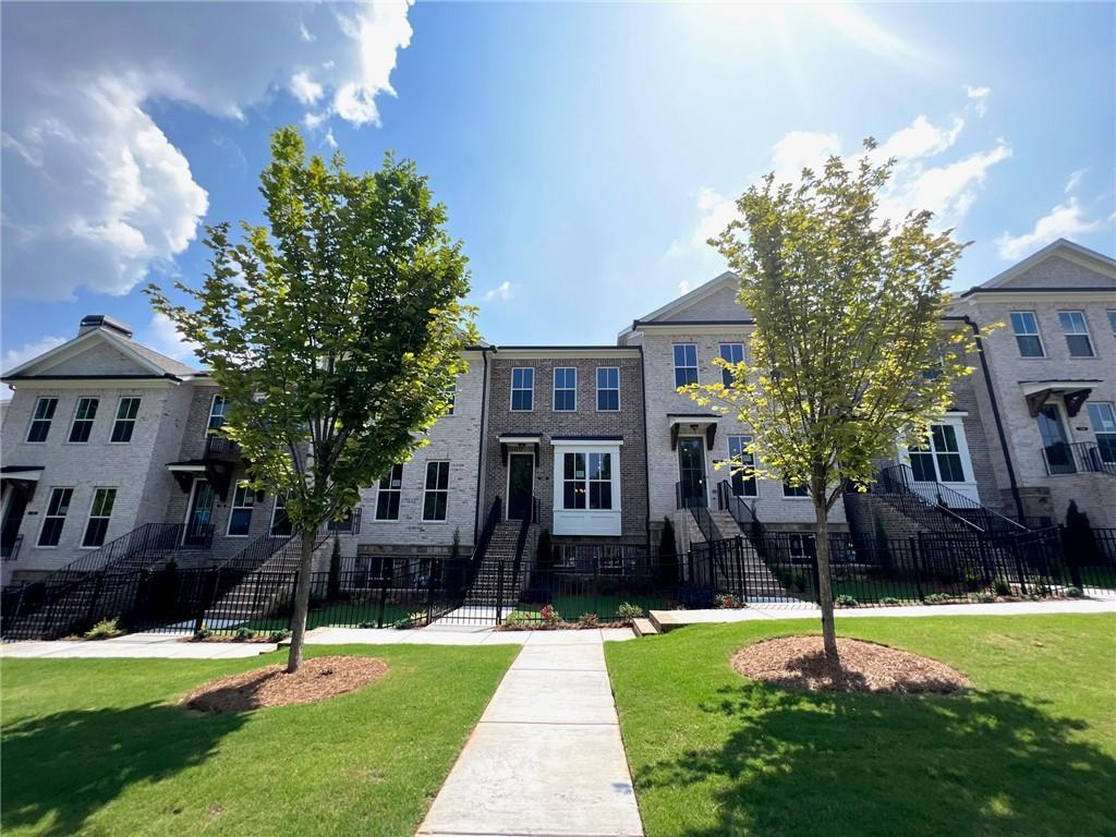 142 Everley Walk Unit 5