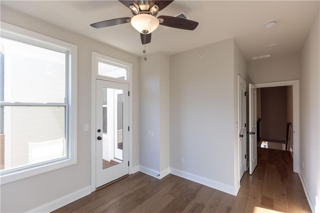 142 Everley Walk Unit 5