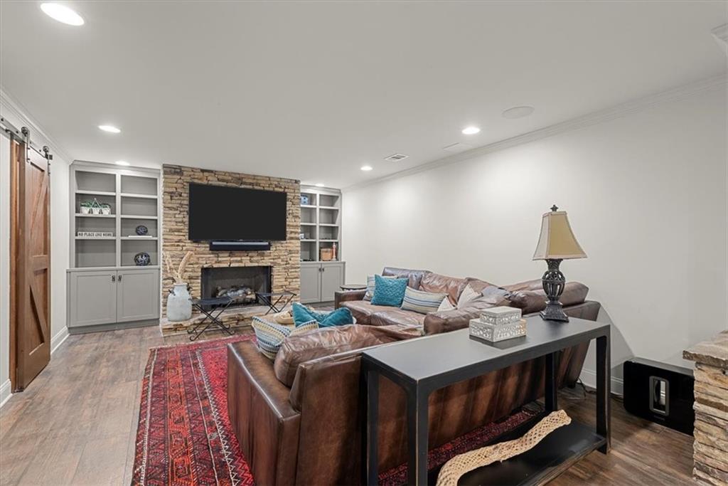 1710 Ridge Oak Place
