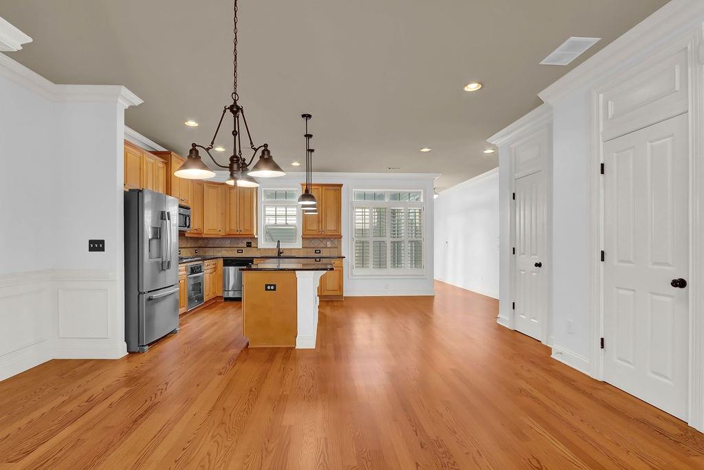 6885 Jamestown Drive