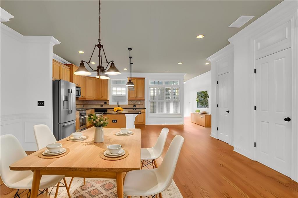 6885 Jamestown Drive