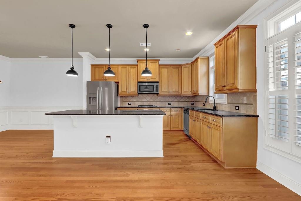 6885 Jamestown Drive