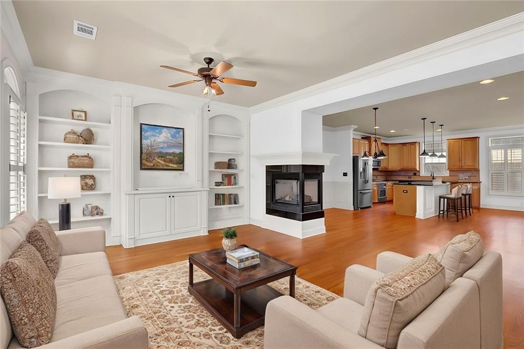 6885 Jamestown Drive