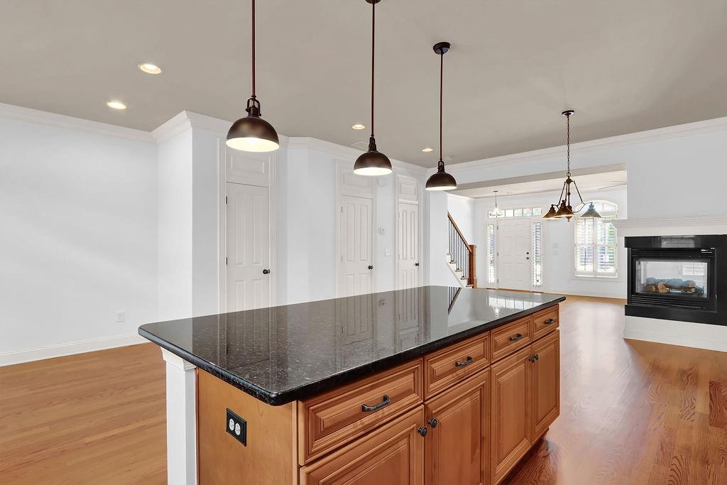 6885 Jamestown Drive