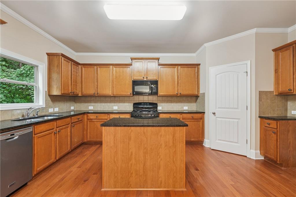 7678 Legacy Road