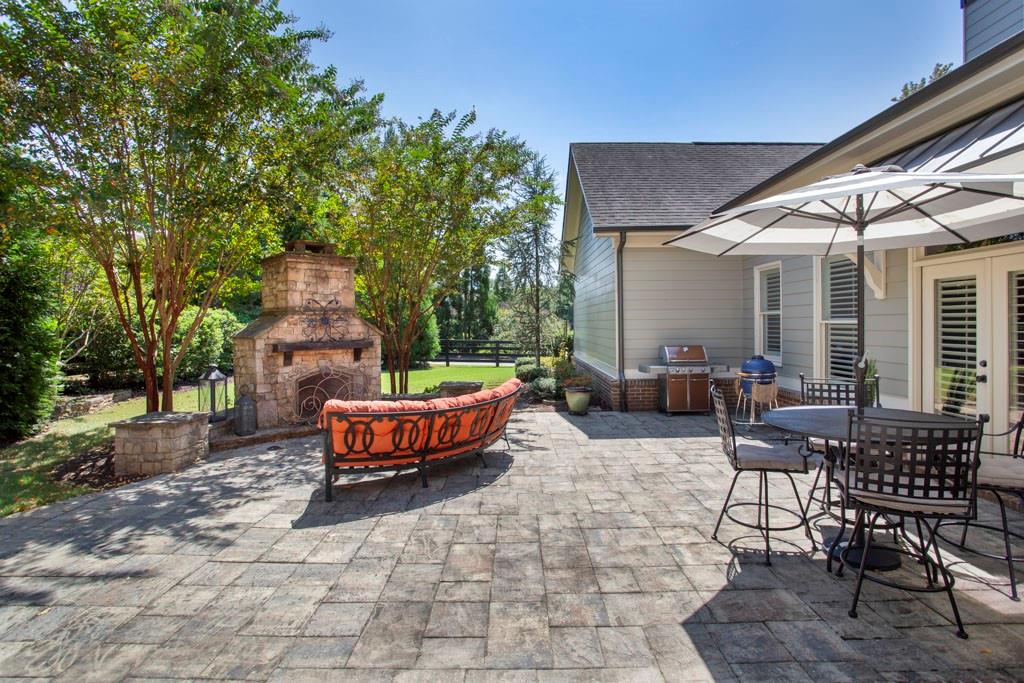 1095 Lunsford Circle