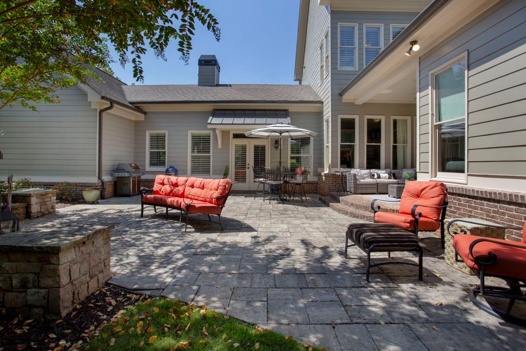 1095 Lunsford Circle