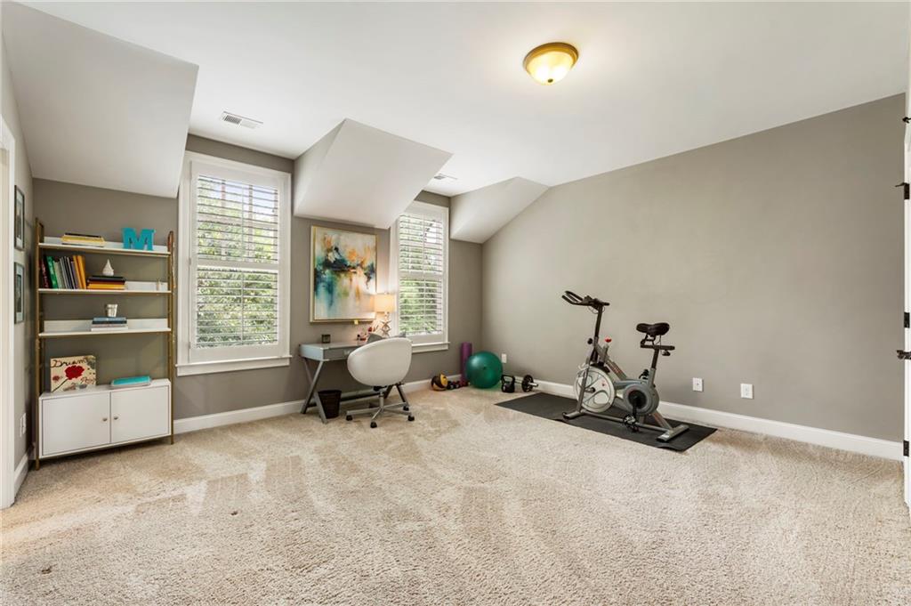 1095 Lunsford Circle