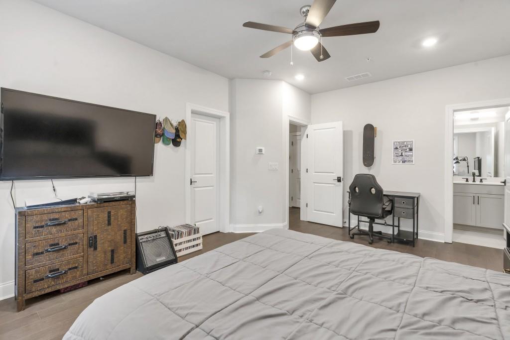 134 Everley Walk