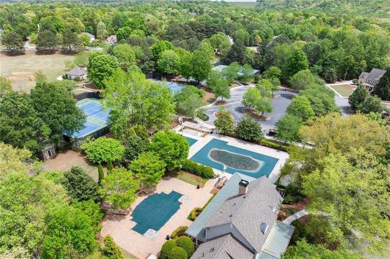 4425 Woodside Court