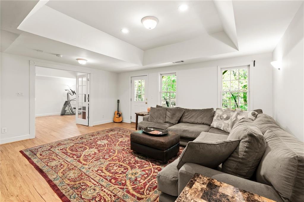 4425 Woodside Court