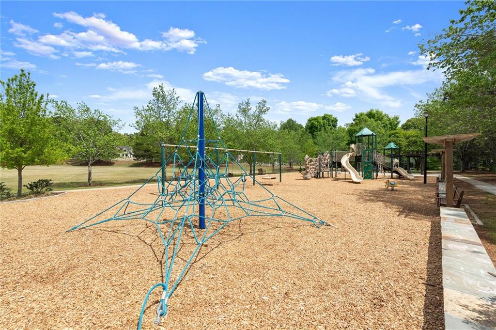 4425 Woodside Court