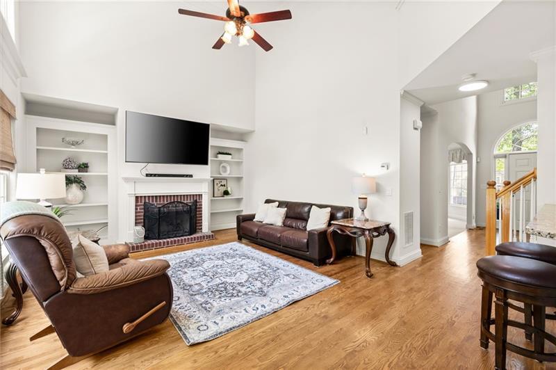 4425 Woodside Court