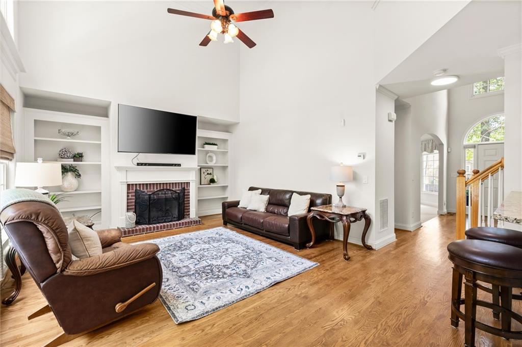 4425 Woodside Court