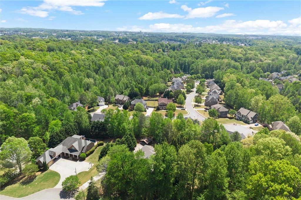 212 Hickory Oak Hollow