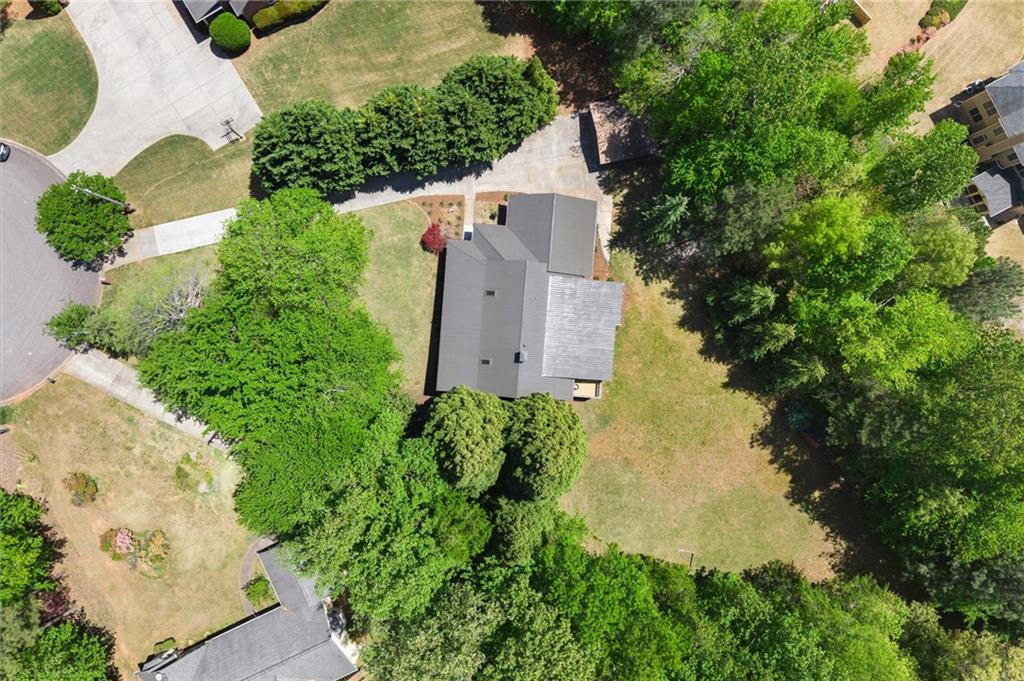 212 Hickory Oak Hollow