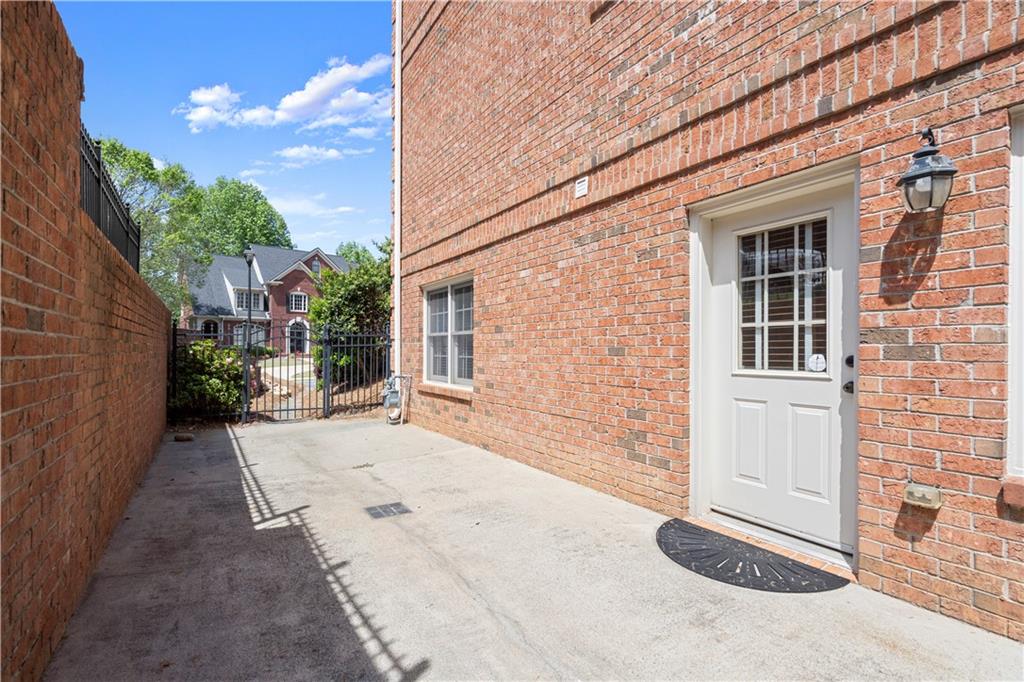 970 Gunter Court