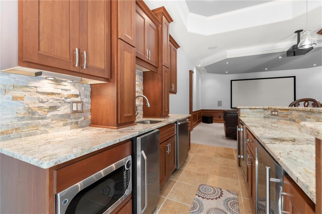 8580 High Hampton