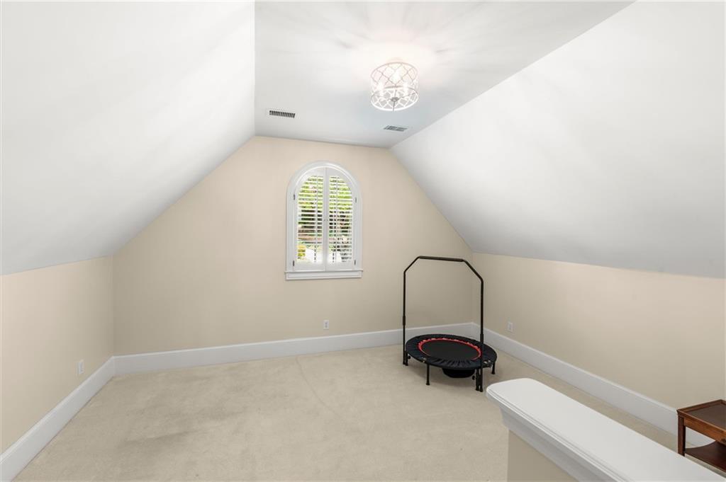 8580 High Hampton