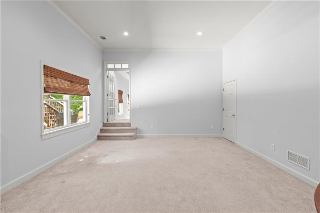 8580 High Hampton