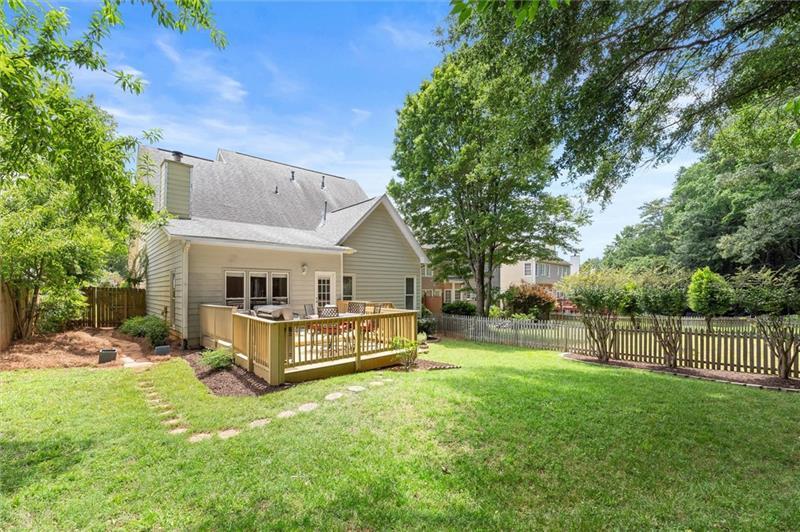 5240 Coacoochee Terrace