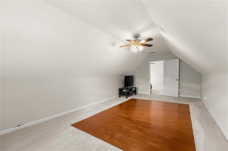 5240 Coacoochee Terrace