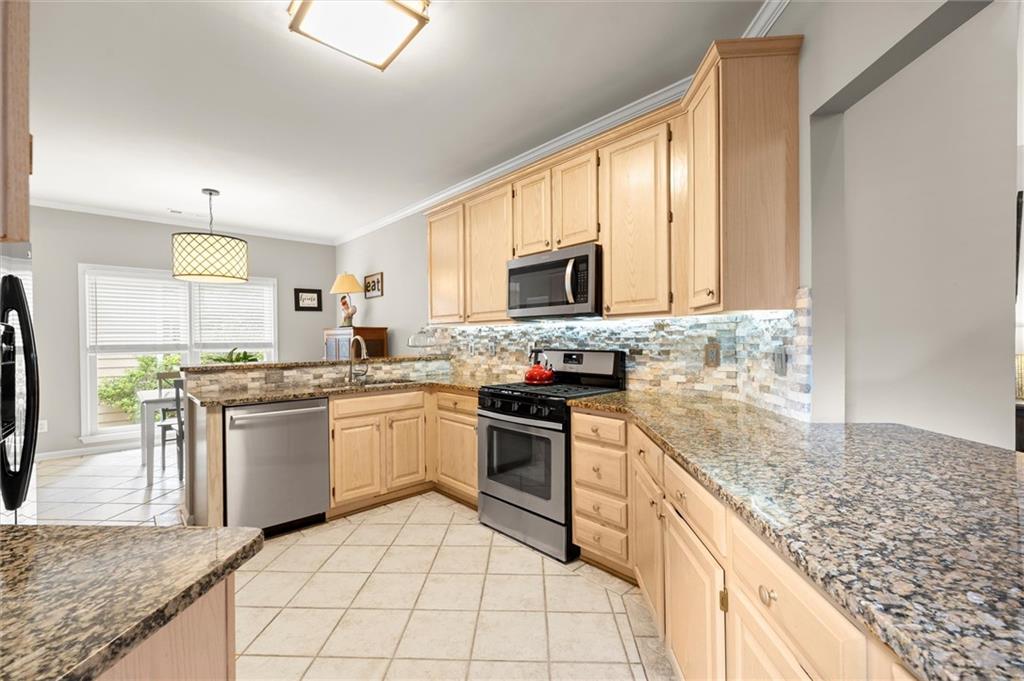 5240 Coacoochee Terrace