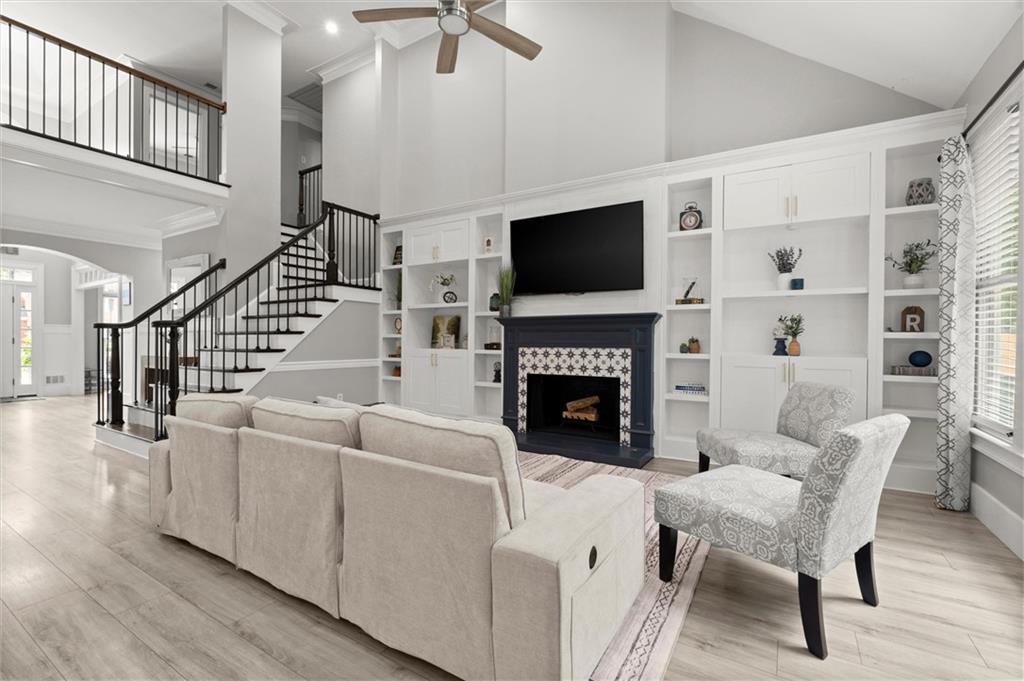 1530 Highview Pines Pass