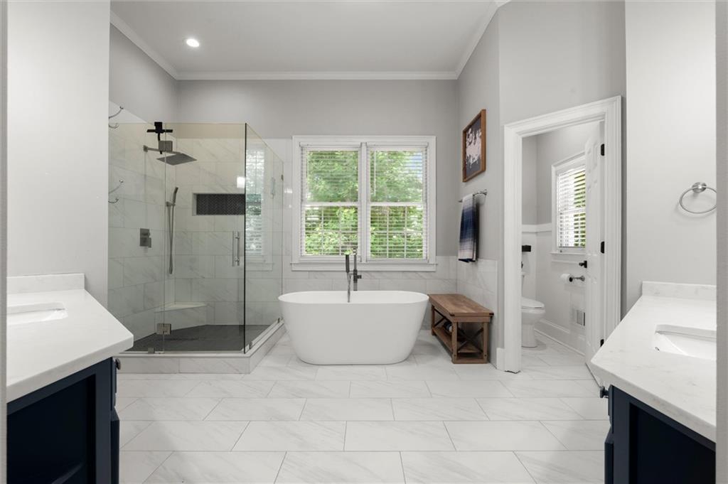 1530 Highview Pines Pass
