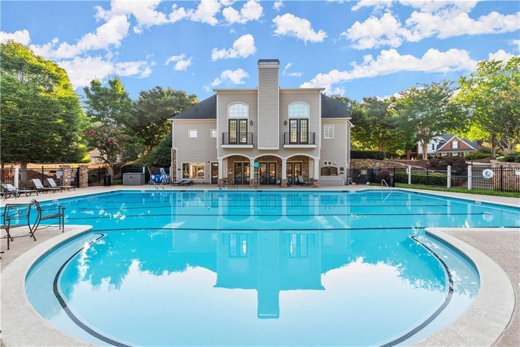 1530 Highview Pines Pass