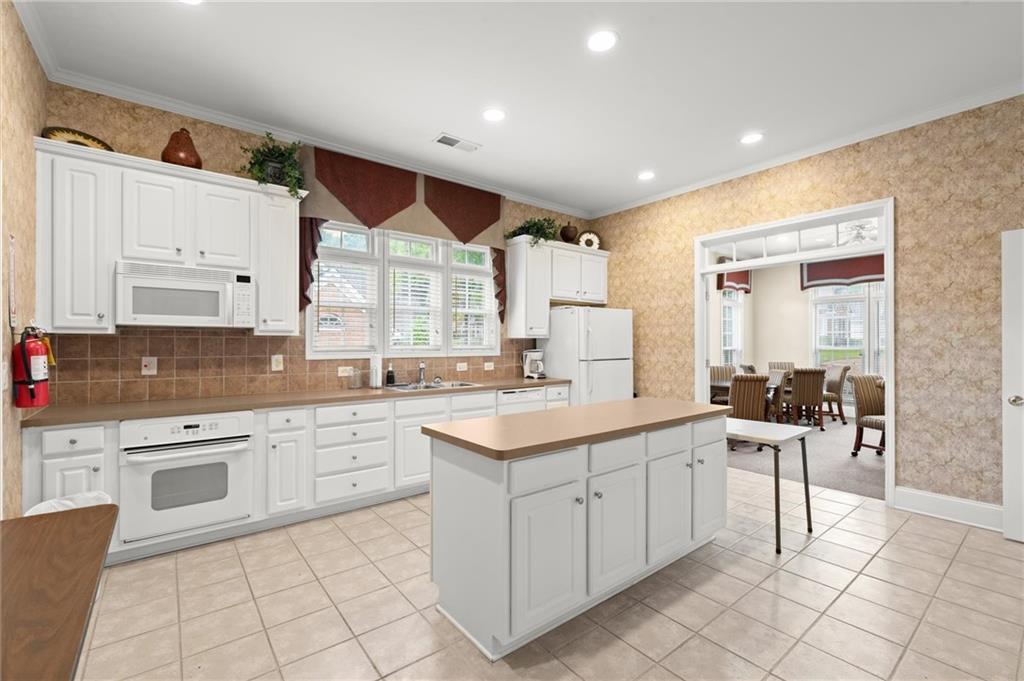 2998 Oakside Circle
