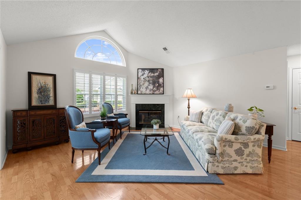 2998 Oakside Circle