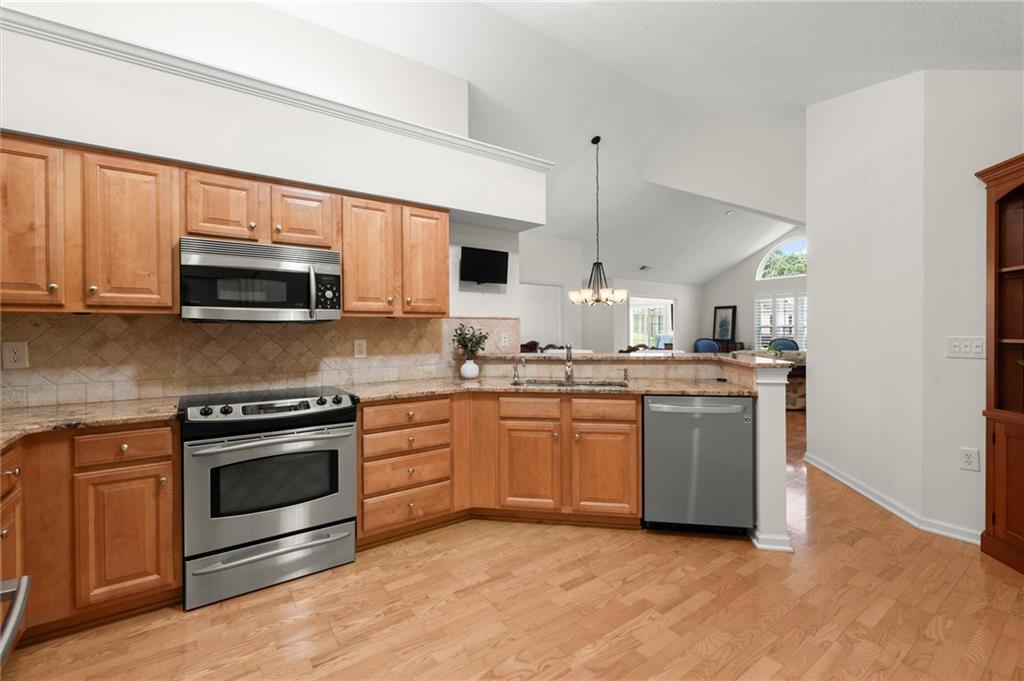 2998 Oakside Circle