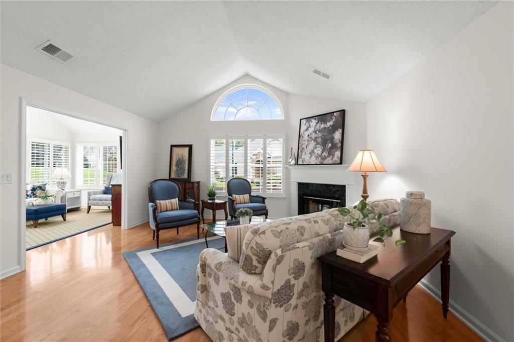 2998 Oakside Circle