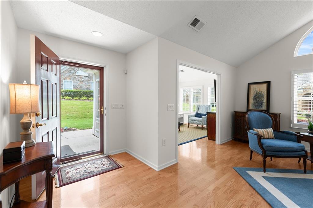 2998 Oakside Circle