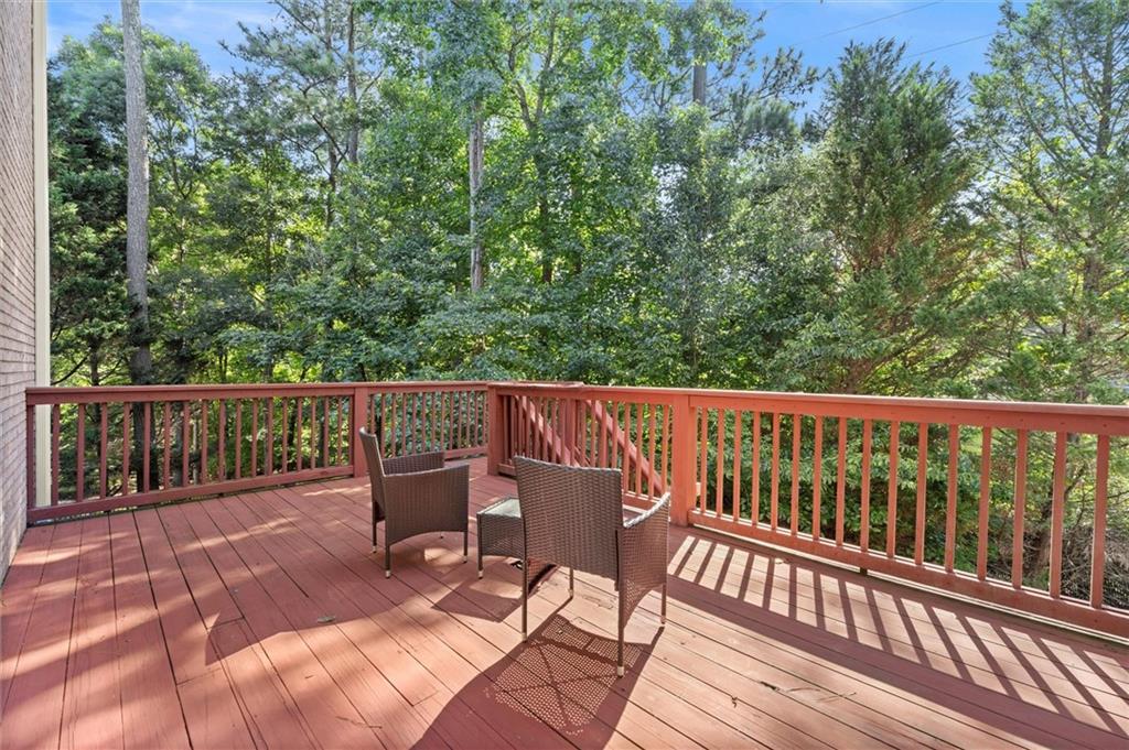 8925 Pinehurst Cove