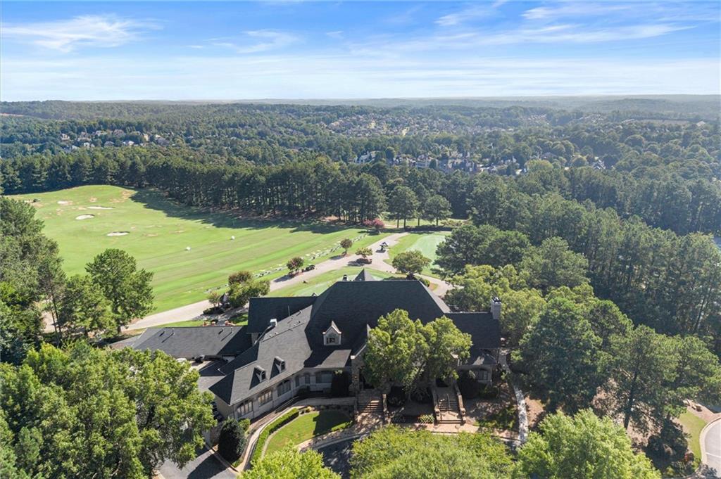 8925 Pinehurst Cove