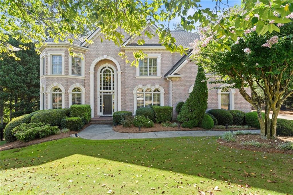 8925 Pinehurst Cove