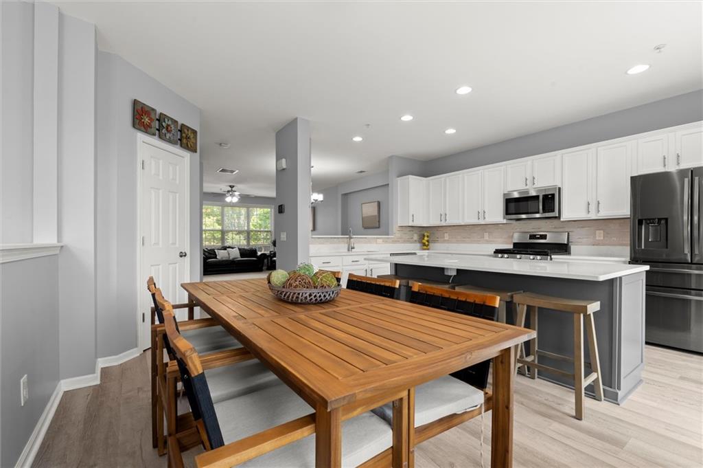 11352 Musette Circle