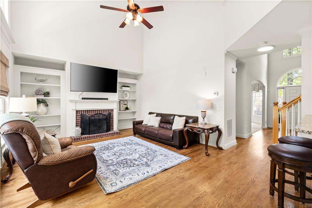 4425 Woodside Court