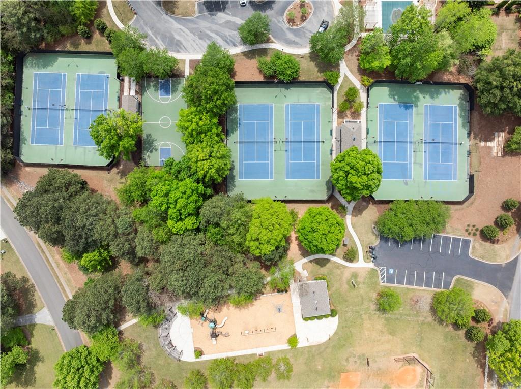 4425 Woodside Court